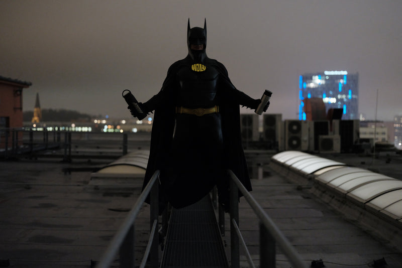 <p>HOLY Batman. Z tego co wiemy, przyjaźni się z HOLY Raptorem.</p>