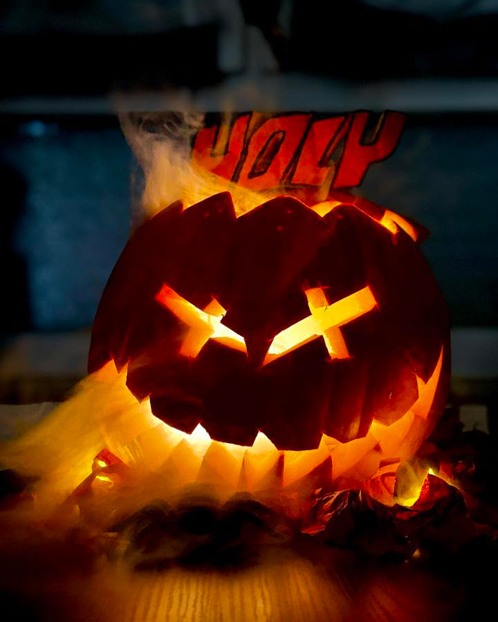 <p>Halloweenowa dynia w stylu HOLY! </p>